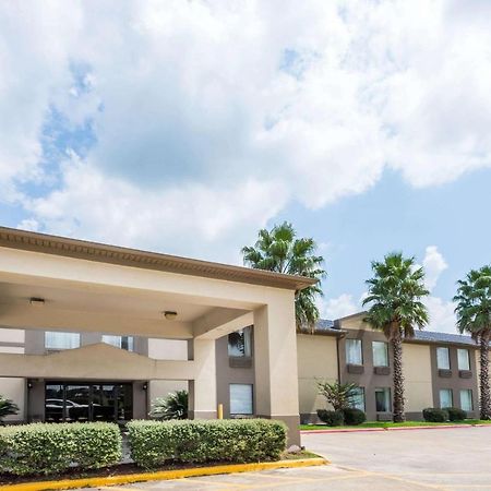 Howard Johnson By Wyndham Iowa La Экстерьер фото